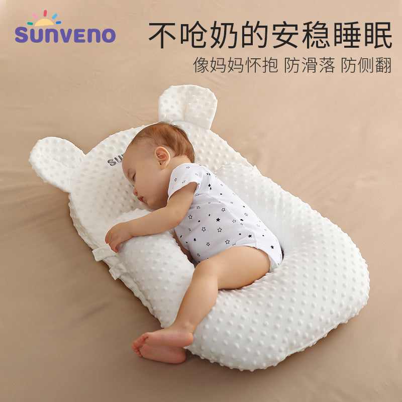 Newborn baby anti-spitting milk ramp pad artifact